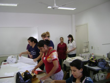 Curso de Corte e Costura - SENAC